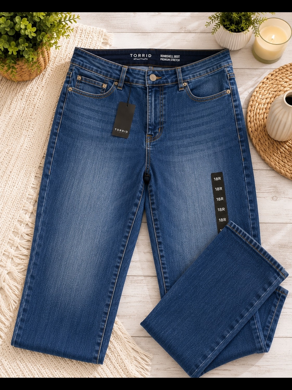 torrid Women's Bootcut Jeans in Medium Blue Wash